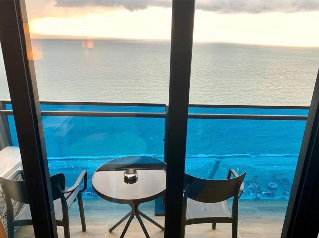 Luxury Panorama Sea View Apartment & Central Batumi Exteriér fotografie